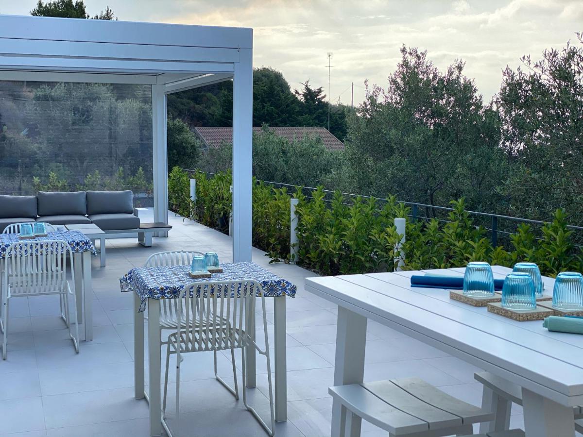 Il Mare Di Giu Boutique